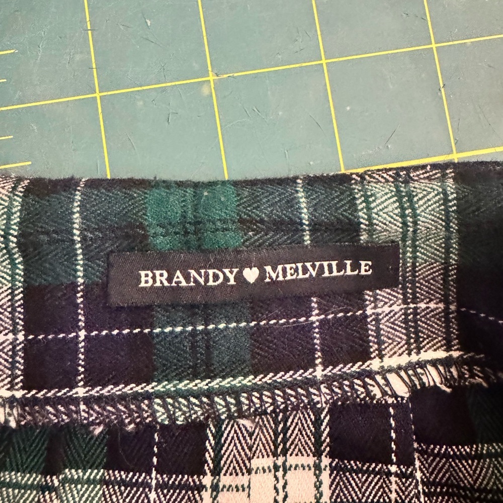 Brandy Melville Tartan Mini Skirt in Green and Black​ - Picture 4 of 4